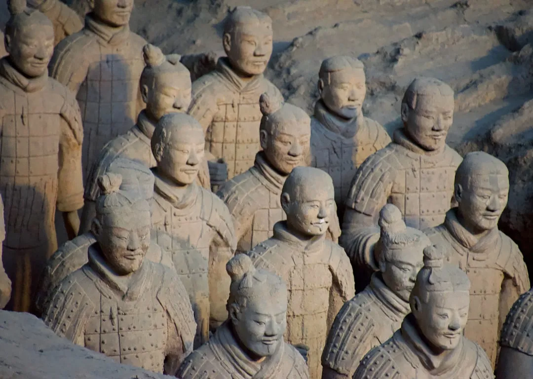 文玩手串保养技术要点:温润光泽维护与日常存放方案